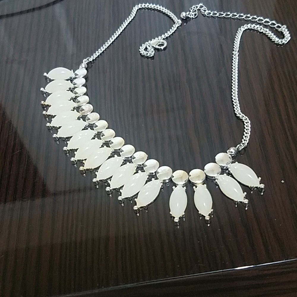 Necklace - Picture 2 of 3